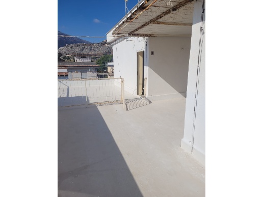 appartamento in vendita a Palermo in zona Partanna