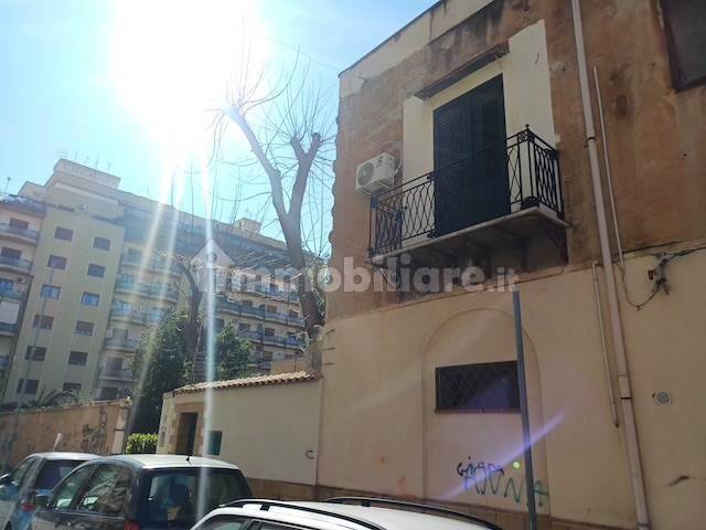 appartamento in vendita a Palermo in zona Montepellegrino