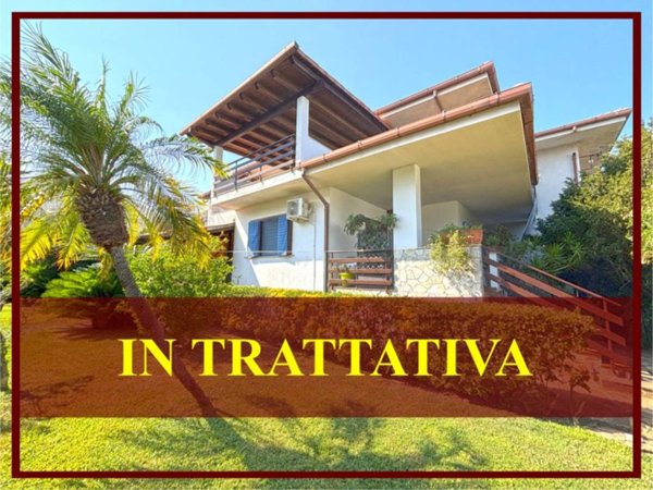 casa indipendente in vendita a Palermo in zona Mondello