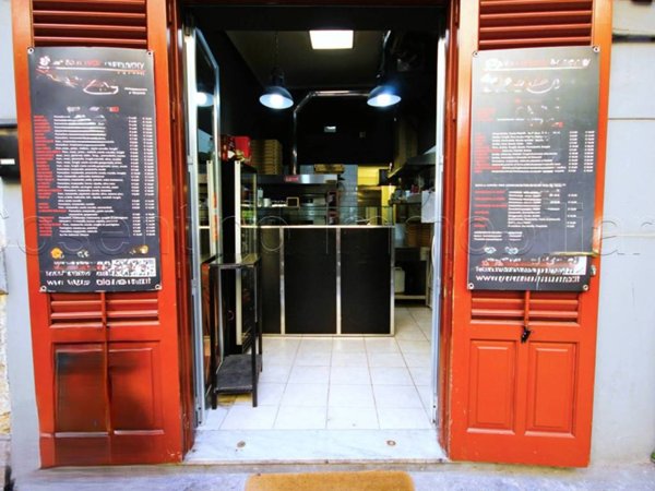 negozio in vendita a Palermo in zona Libertà