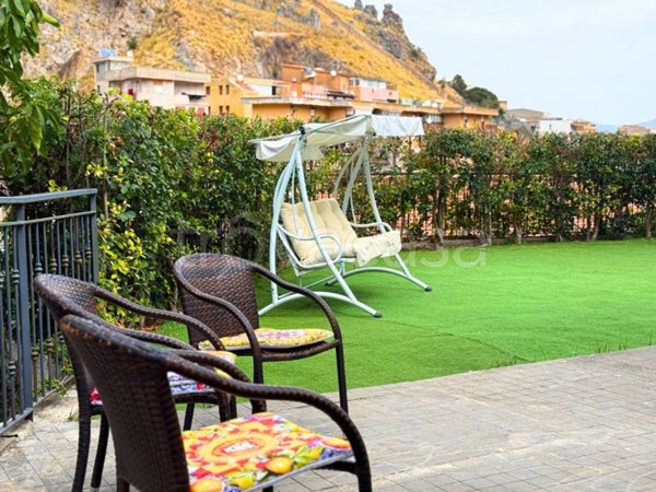 casa indipendente in vendita a Palermo