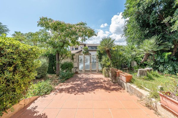 casa indipendente in vendita a Palermo in zona Calatafimi / Cuba