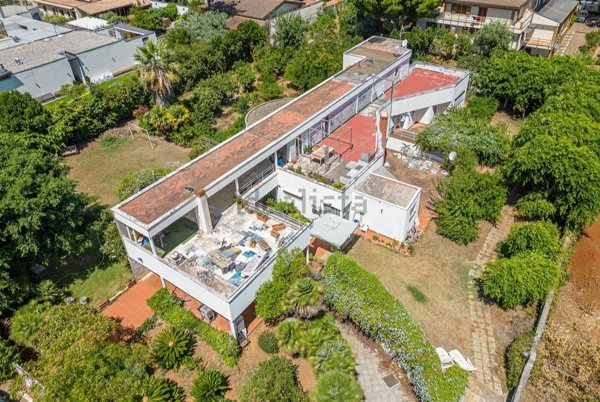 casa indipendente in vendita a Palermo in zona Mezzomonreale