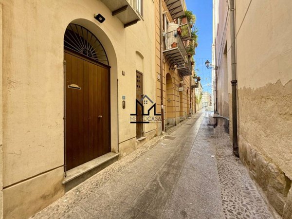 appartamento in vendita a Palermo in zona Centro storico