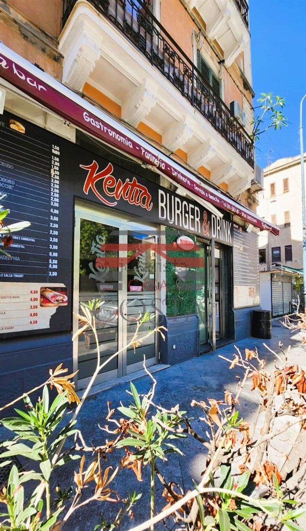 locale commerciale in vendita a Palermo