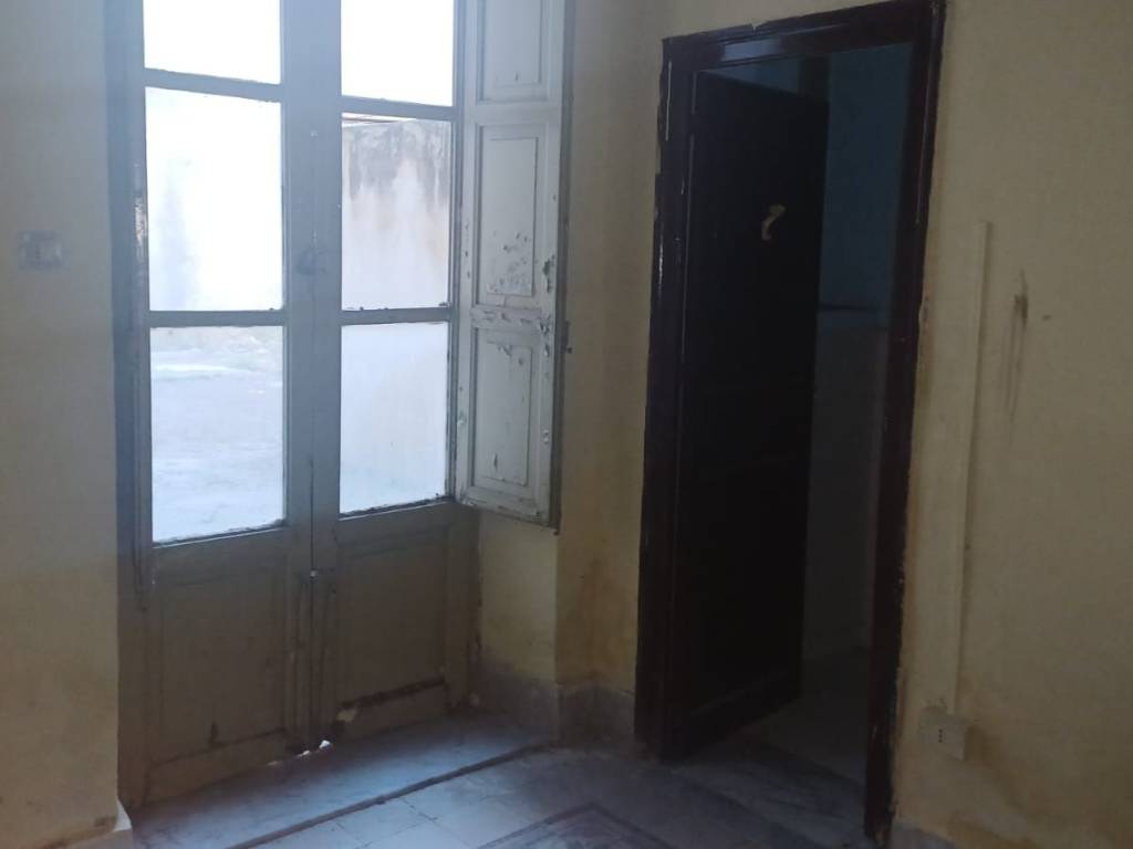 appartamento in vendita a Palermo in zona Montegrappa / Santa Rosalia