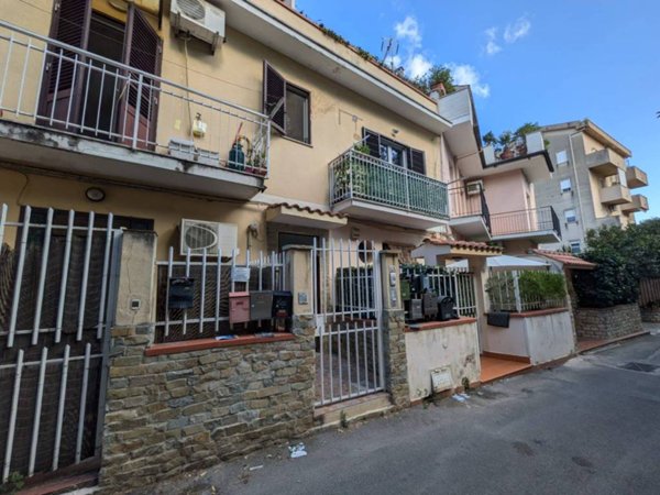 appartamento in vendita a Palermo in zona San Lorenzo