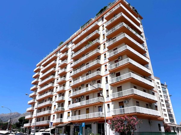 appartamento in vendita a Palermo in zona Calatafimi / Cuba