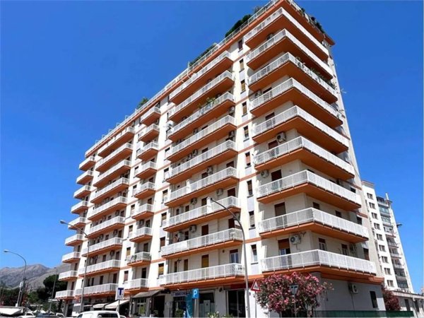 appartamento in vendita a Palermo in zona Calatafimi / Cuba