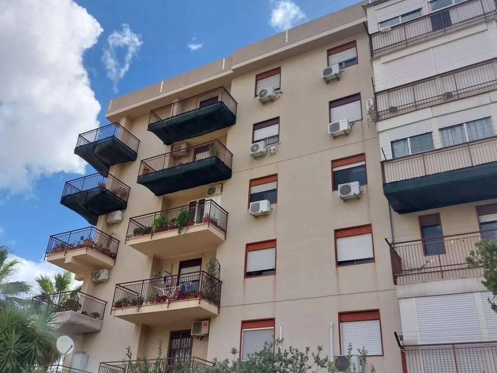 appartamento in vendita a Palermo in zona Calatafimi / Cuba