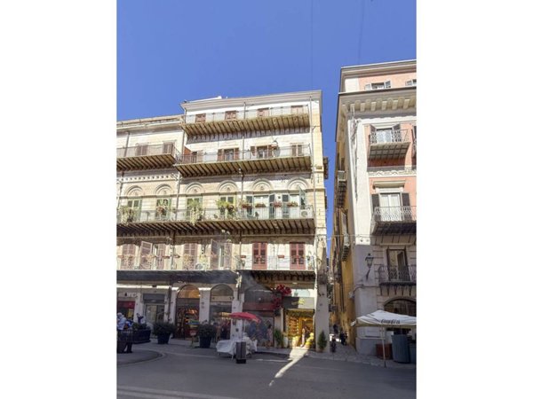 appartamento in vendita a Palermo in zona Centro storico