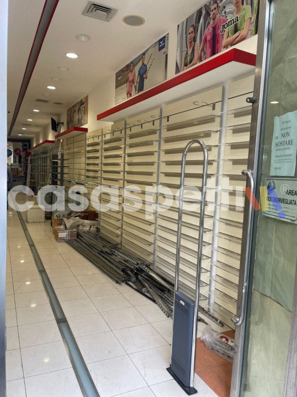 negozio in vendita a Palermo in zona Centro storico