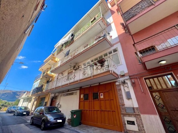 appartamento in vendita a Palermo in zona Roccella