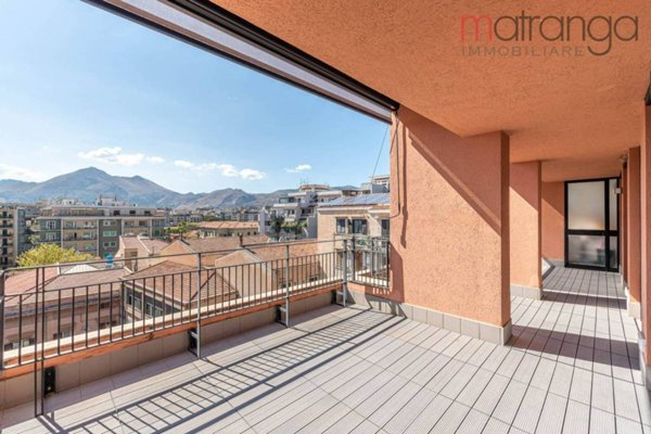 appartamento in vendita a Palermo in zona Libertà