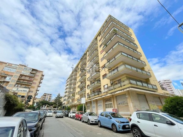 appartamento in vendita a Palermo in zona Noce