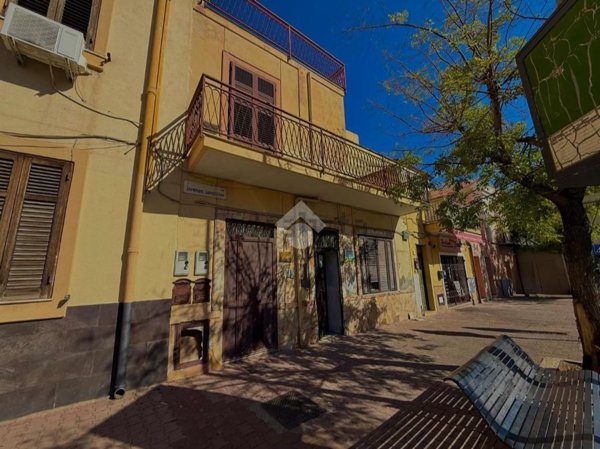 appartamento in vendita a Palermo in zona Partanna