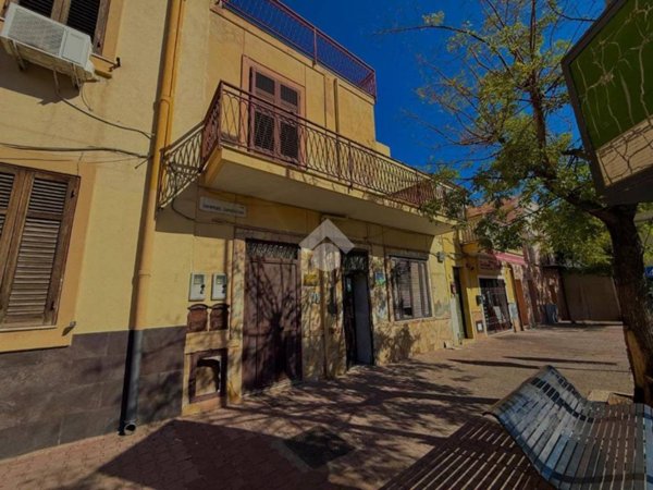 appartamento in vendita a Palermo in zona Partanna