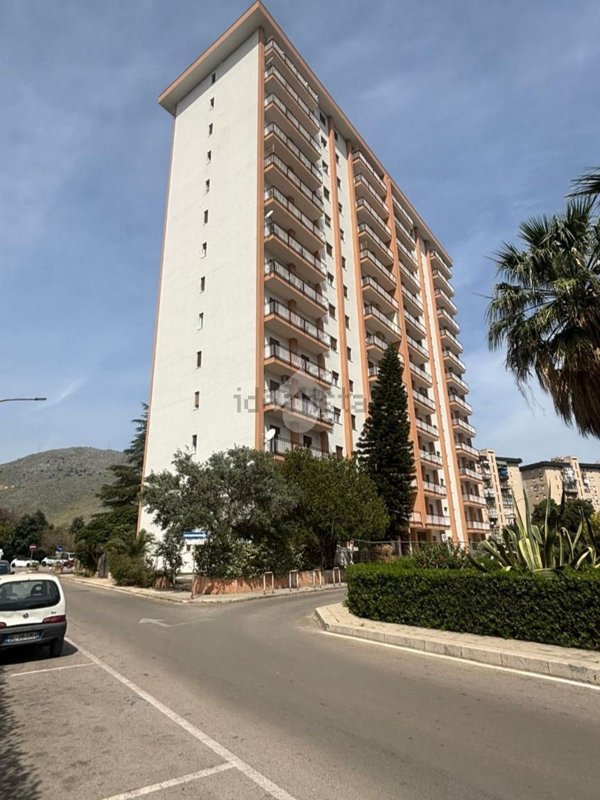 appartamento in vendita a Palermo in zona Cruillas
