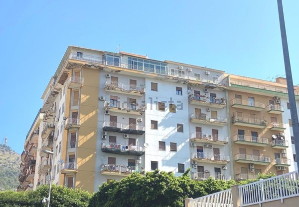 appartamento in vendita a Palermo in zona Montepellegrino