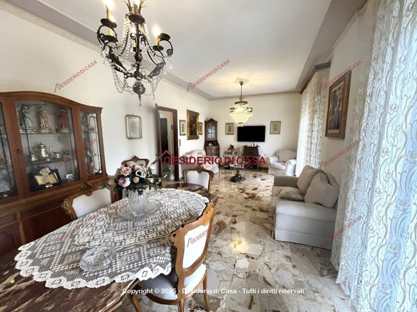 appartamento in vendita a Palermo in zona Montegrappa / Santa Rosalia