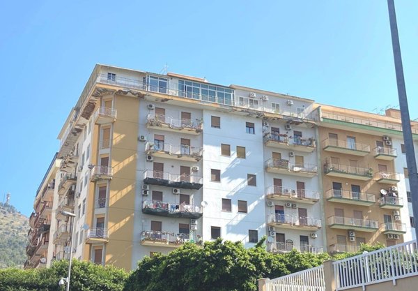 appartamento in vendita a Palermo in zona Montepellegrino