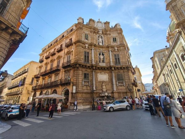 appartamento in vendita a Palermo in zona Centro storico