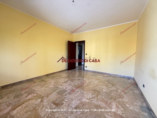 appartamento in vendita a Palermo in zona Malaspina/Palagonia