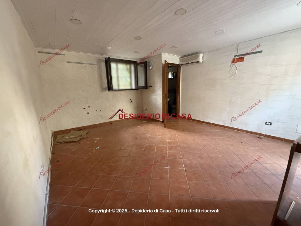 appartamento in vendita a Palermo in zona Partanna