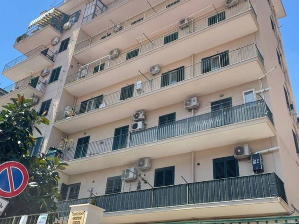 appartamento in vendita a Palermo in zona Zisa
