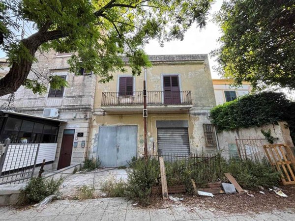 casa indipendente in vendita a Palermo in zona Mondello