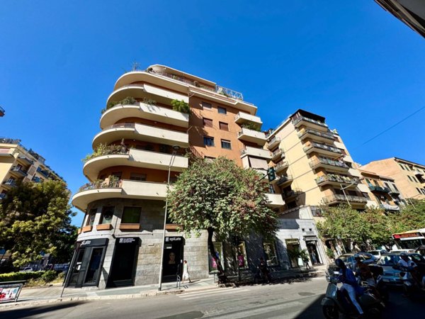 appartamento in vendita a Palermo