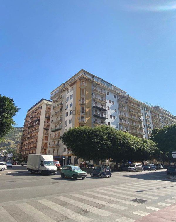 appartamento in vendita a Palermo in zona Montepellegrino