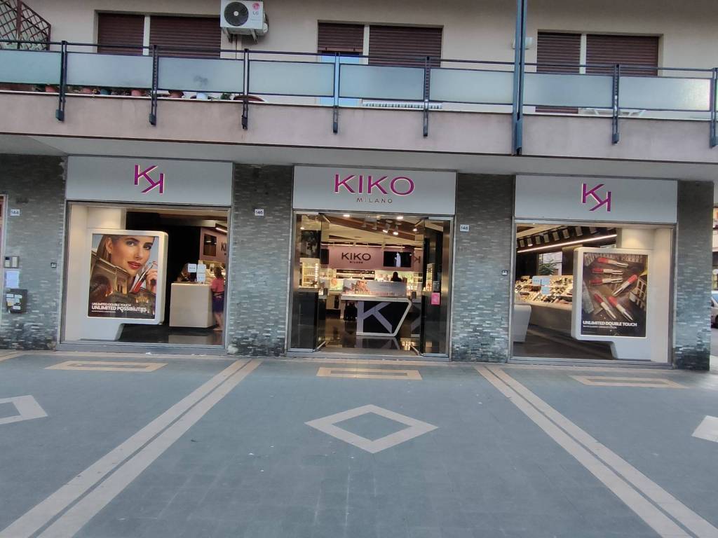 negozio in vendita a Palermo in zona San Lorenzo