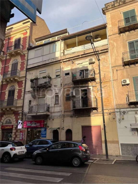 appartamento in vendita a Palermo in zona Oreto