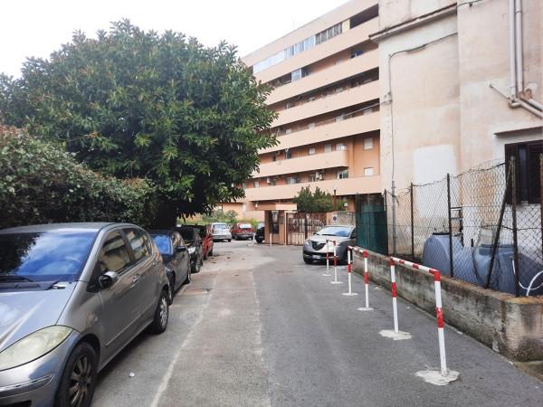 negozio in vendita a Palermo in zona Pallavicino
