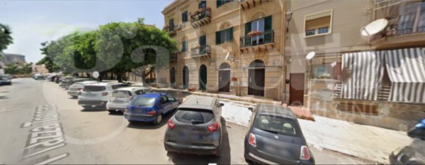 negozio in vendita a Palermo in zona Arenella/Vergine Maria
