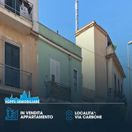 appartamento in vendita a Palermo in zona Partanna