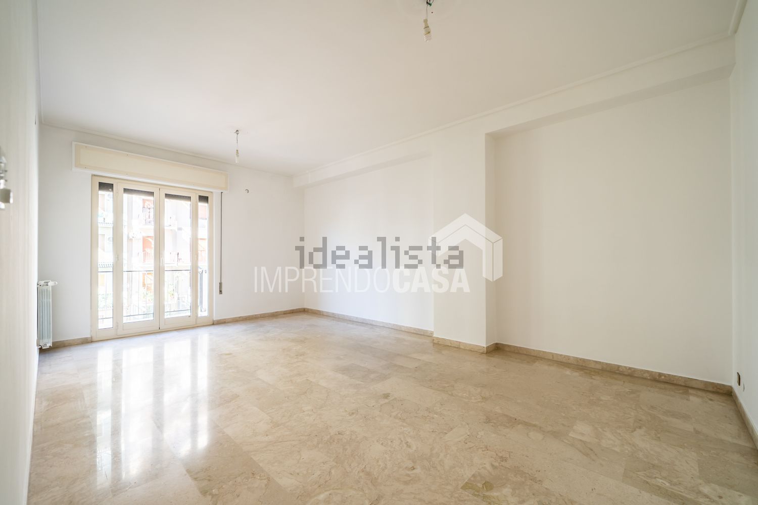 appartamento in vendita a Palermo in zona Malaspina/Palagonia