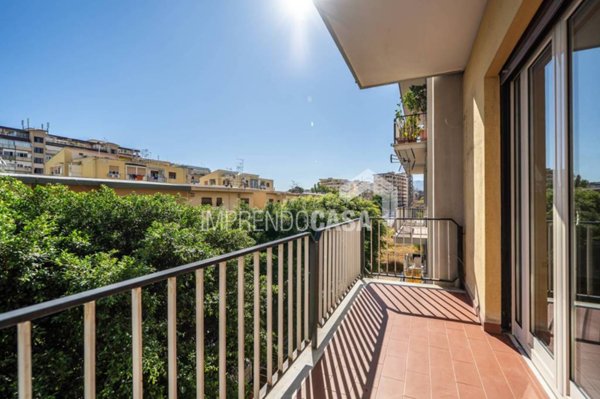 appartamento in vendita a Palermo in zona Malaspina/Palagonia
