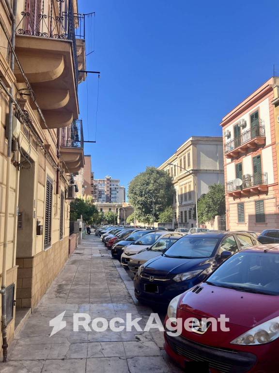 appartamento in vendita a Palermo in zona Calatafimi / Cuba