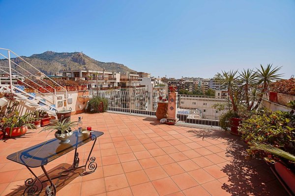 appartamento in vendita a Palermo in zona Libertà
