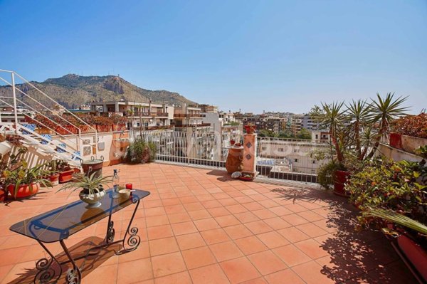 appartamento in vendita a Palermo in zona Libertà