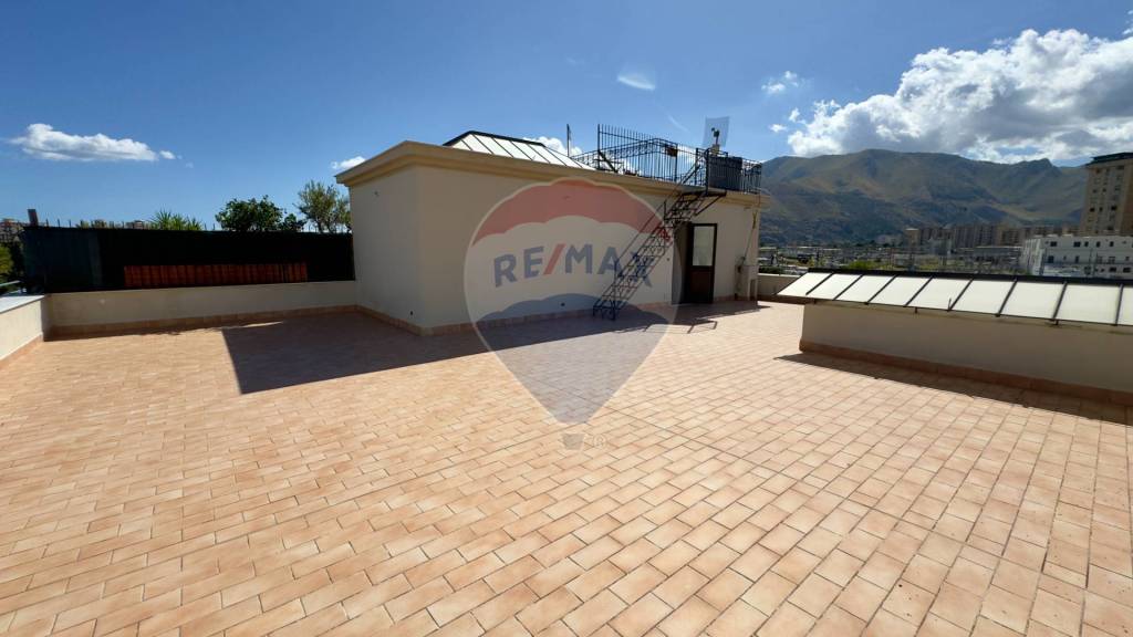 appartamento in vendita a Palermo in zona Croceverde