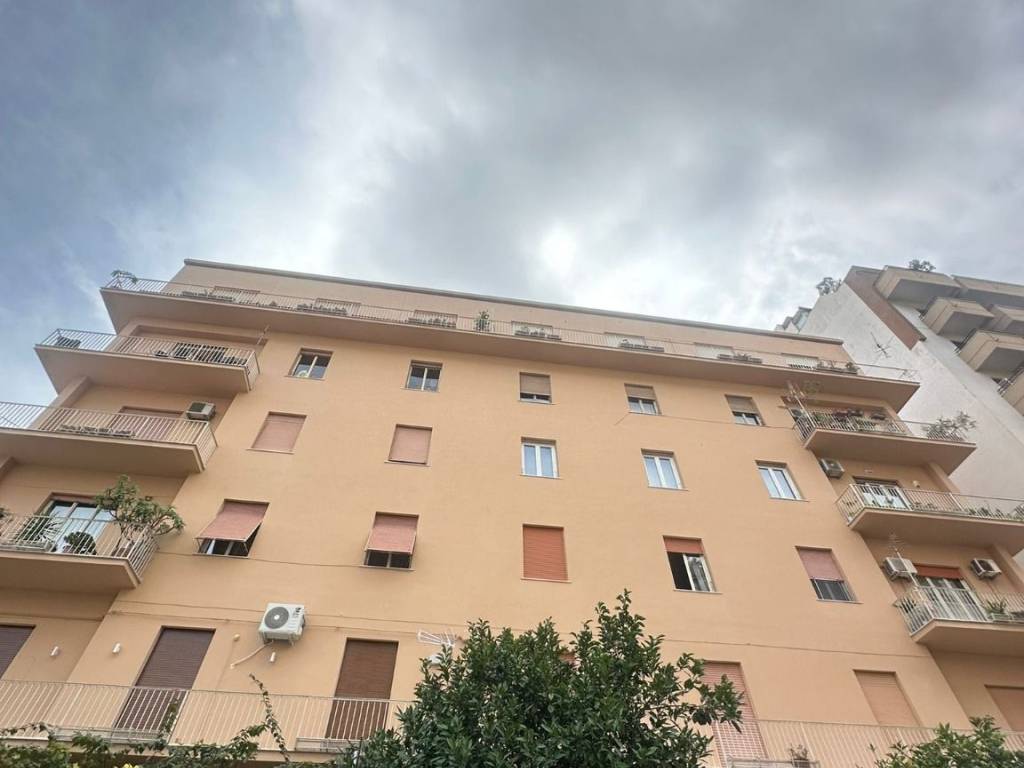 appartamento in vendita a Palermo in zona Libertà