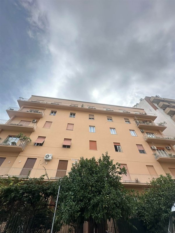 appartamento in vendita a Palermo in zona Libertà