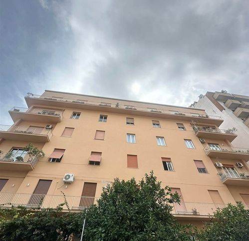 appartamento in vendita a Palermo in zona Libertà