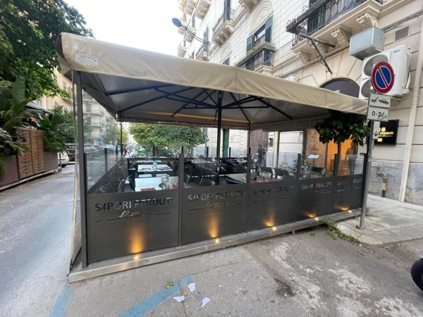 negozio in vendita a Palermo