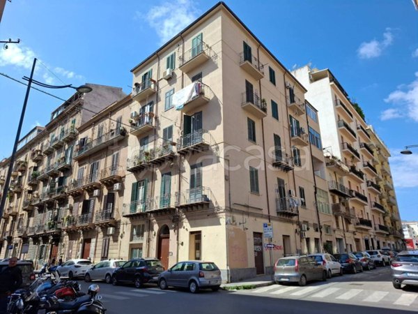appartamento in vendita a Palermo in zona Politeama