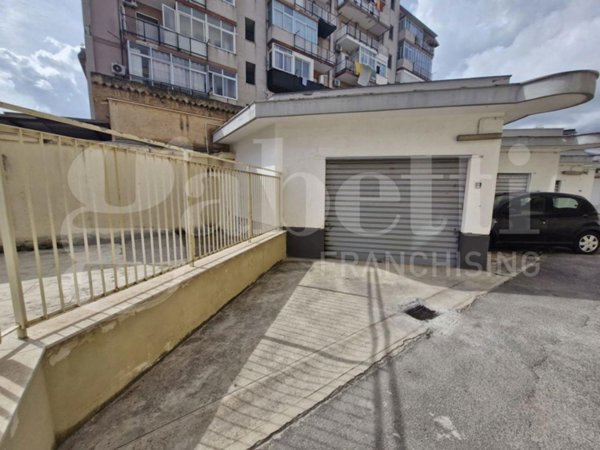 negozio in vendita a Palermo in zona Uditore