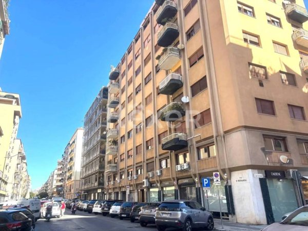 appartamento in vendita a Palermo in zona Libertà